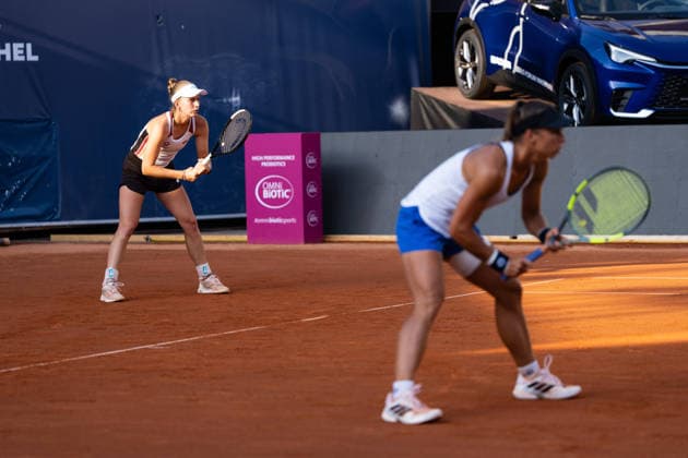 TENNIS - WTA, Tennis Damen Generali Open Ladies Kitzbuehel KITZBUEHEL,AUSTRIA,14.JUL.26 - TENNIS - WTA Tour, Generali Open Ladies Kitzbuehel. Image shows Sinja Kraus and Julia Grabher (AUT).  GEPAxpictures xJulioxArellano