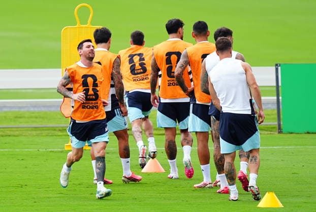 Argentina Training Session - FIFA World Cup, WM, Weltmeisterschaft, Fussball 2026 ATLANTA, GEORGIA - JULY 14: Argentina s Lionel Messi warms up prior to a training session ahead of the 2026 FIFA World Cup semifinal match against England in Atlanta, Georgia, United States, on July 14, 2026. Evrim Aydin Anadolu Georgia United States. Editorial use only. Please get in touch for any other usage.  Copyright: x2026xAnadoluxEvrimxAydinx