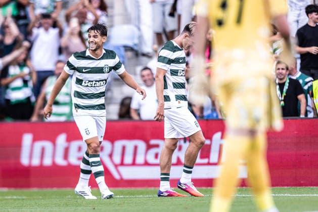 July 14, 2026, Faro, Faro, Portugal: Daniel Braganca of Sporting Clube de Portugal celebrates scoring his sides second goal of the match during the Pre-Season Firiendly match between Sporting CP and Celtic FC at Estadio do Algarve in Faro on July 14, 2026 Sporting CP X Celtic FC - Pre-Season Friendly Desafios Betano  - ZUMAg283 20260714_zsp_g283_019 Copyright: xJoaoxGregoriox