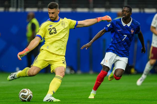 260714 goalkeeper Unai Simon of Spain and Ousmane Dembele of France during the FIFA World Cup, WM, Weltmeisterschaft, Fussball 2026 semifinal football match between France and Spain on July 14, 2026 in Dallas. Photo: Joel Marklund BILDBYRAN kod JM JM0827 bbeng fotboll football soccer fotball vm fotbolls-vm fotball-vm fotbolls-vm 2026 fifa world cup 2026 semifinal france frankrike spain spanien *** July 14, 2026: Goalkeeper Unai Simon of Spain and Ousmane Dembele of France during the 2026 FIFA World Cup soccer semifinal match between France and Spain on July 14, 2026 in Dallas. Photo by Joel Marklund. BILDBYRAN code JM JM0827 bbeng soccer football soccer World Cup soccer World Cup 2026 FIFA World Cup 2026 semifinal France Spain  Copyright: JOELxMARKLUND BB260714JM007