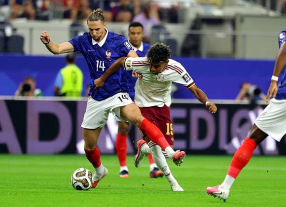 FIFA World Cup, WM, Weltmeisterschaft, Fussball 2026 semifinals - France vs Spain Adrien Rabiot of France (L) and Lamine Yamal of Spain in action during the FIFA World Cup 2026 semifinals match France against Spain, in Dallas, USA, 14 July 2026. DALLAS United States  Copyright: xCHRISTOPHERxNEUNDORFx
