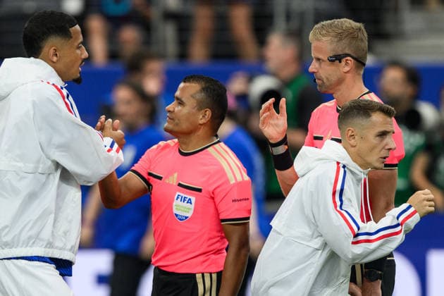 260714 Assistant referee Glenn Nyberg during the FIFA World Cup, WM, Weltmeisterschaft, Fussball 2026 semifinal football match between France and Spain on July 14, 2026 in Dallas. Photo: Joel Marklund BILDBYRAN kod JM JM0827 bbeng fotboll football soccer fotball vm fotbolls-vm fotball-vm fotbolls-vm 2026 fifa world cup 2026 semifinal france frankrike spain spanien *** July 14, 2026: Assistant referee Glenn Nyberg during the 2026 FIFA World Cup soccer semifinal match between France and Spain on July 14, 2026 in Dallas. Photo by Joel Marklund. BILDBYRAN code JM JM0827 bbeng soccer football soccer World Cup soccer World Cup 2026 FIFA World Cup 2026 semifinal France Spain  Copyright: JOELxMARKLUND BB260714JM014