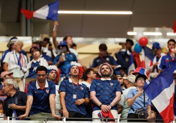 US Soccer World Cup France - Spain 9205550 14.07.2026 France s fans cheer during the FIFA World Cup, WM, Weltmeisterschaft, Fussball 2026 semi-final soccer match between France and Spain at Dallas Stadium in Arlington, Texas, United States. Nafis Sirazetdinov Sputnik Arlington Texas USA  Copyright: xNafisxSirazetdinovx