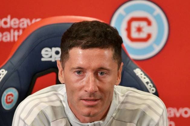 Chicago Fire FC introduces Robert Lewandowski CHICAGO, ILLINOIS - JULY 14: Robert Lewandowski speaks during a press conference, PK, Pressekonferenz after being introduced by the Chicago Fire FC at Endeavor Health Performance Center in Chicago, Illinois on July 14, 2026. Jacek Boczarski Anadolu Illinois United States. Editorial use only. Please get in touch for any other usage.  Copyright: x2026xAnadoluxJacekxBoczarskix