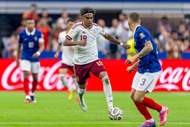 DALLAS - (lr) Lamine Yamal of Spain during the 2026 World Cup match between France and Spain at Dallas Stadium on July 14, 2026, in Dallas, United States. (Photo by Stefan Koops EYE4IMAGES DeFodi Images) - *** DALLAS — Lamine Yamal of Spain during the 2026 World Cup match between France and Spain at Dallas Stadium on July 14, 2026, in Dallas, United States. Photo by Stefan Koops, EYE4IMAGES, DeFodi Images