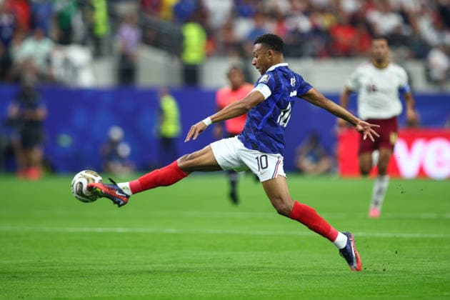 FIFA World Cup, WM, Weltmeisterschaft, Fussball 2026 Semi-Final: France v Spain DALLAS, USA - 14th July 2026: Kylian Mbappe of France in action during the FIFA World Cup 2026 semi-final match between France and Spain at Dallas Stadium (Credit: Craig Mercer Alamy Live News) Dallas Dallas Stadium United States of America Copyright: xCraigxMercerx xPeakxActionxPhotosx