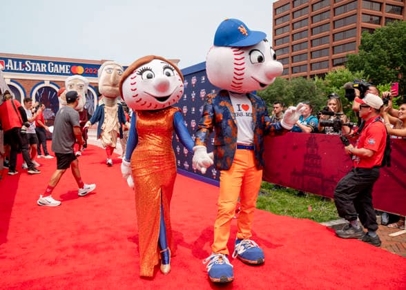 July 14, 2026, Philadelphia, Pennsylvania, United States: Team Mascots on the All Star Red Carpet show presented by Mastercard at the Independence Mall in Philadelphia Pa Philadelphia United States - ZUMArf1_ 20260714_zaf_rf1_003 Copyright: xRickyxFitchettx