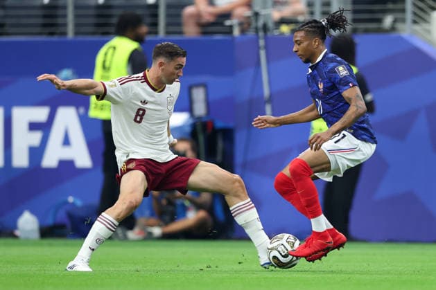 ARLINGTON, TX - JULY 14: Fabian Ruiz 8 of Spain takes the ball away from Michael Olise 11 of France during the FIFA World Cup, WM, Weltmeisterschaft, Fussball 2026 Semi-Final match between France and Spain on July 14, 2026, at Dallas Stadium in Arlington, Texas. (Photo by David Buono Icon Sportswire) SOCCER: JUL 14 FIFA World Cup 26 Semi-Final- France vs Spain EDITORIAL USE ONLY Icon260714015