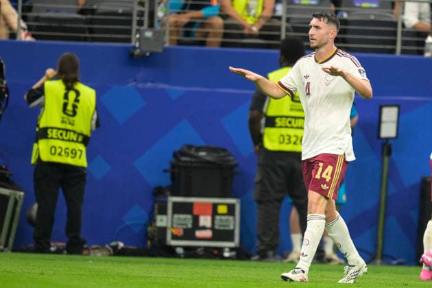 Fußball, WM 2026, 20260714, Frankreich - Spanien. Im Bild Aymeric LAPORTE (Spanien, 14) Gestik Mimik Schluss Ende. Dallas Dallas-Stadion Texas Vereinigte Staaten von Amerika *** Soccer, 2026 World Cup, 20260714, France vs. Spain. Pictured: Aymeric LAPORTE, Spain, 14. Gestures, facial expressions. Final whistle. End. Dallas, Dallas Stadium, Texas, United States of America Copyright: Passion2Press MarkusxFischerx