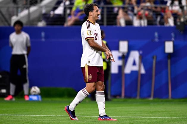 2026-07-14 France v Spain - Semi Final - FIFA World Cup, WM, Weltmeisterschaft, Fussball 2026 ARLINGTON, UNITED STATES - JULY 14: Mikel Oyarzabal of Spain during the Semi Final - FIFA World Cup 2026 match between France and Spain at Dallas Stadium on July 14, 2026 in Arlington, Texas. (Photo by Pablo Morano BSR Agency) Arlington United States Content not available for redistribution in The Netherlands directly or indirectly through any third parties. Copyright: xBSRxAgencyx