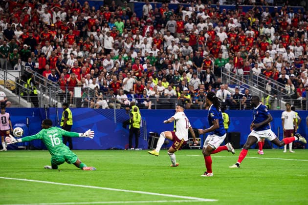 Sport Themen der Woche KW29 France v Spain - FIFA World Cup, WM, Weltmeisterschaft, Fussball 2026 Pedro Porro of Spain scores a goal during the FIFA World Cup 2026 semi final football match between France and Spain. Arlington United States Copyright: xNicolòxCampox