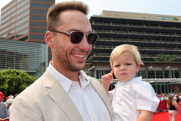 Matt Olson 28 of the Atlanta Braves and family arrive on the red carpet at the 2026 MLB, Baseball Herren, USA All Star Red Carpet Show in Philadelphia, Pennsylvania, on Tuesday, July 14, 2026.  PHI202607142025 LAURENCExKESTERSON