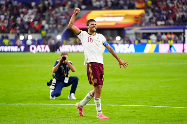 July 14, 2026, Arlington, Texas, United States: Rodri Hernandez of Spain celebrates the victory during the FIFA World Cup, WM, Weltmeisterschaft, Fussball 2026 Semi Final match between France and Spain at Dallas Stadium on July 14, 2026 in Arlington, Texas. France V Spain: Semi Final - FIFA World Cup 2026  - ZUMAa181 20260714_zaa_a181_167 Copyright: xJosexBretonx