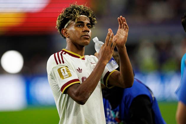 Lamine Yamal seen during FIFA World Cup, WM, Weltmeisterschaft, Fussball 2026 semifinal game between national teams of France and Spain (Grzegorz Wajda Ball Raw Images) Arlington Dallas Stadium USA Copyright: xGrzegorzxWajdax grzegorzwajda_france_spain_26_4-24