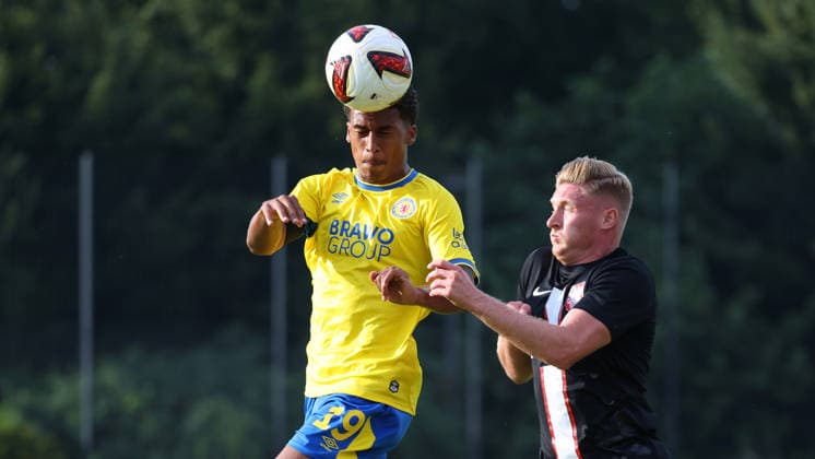 Eintracht BS vs TSV Havelse, Testspiel Wolfenbüttel, 14.07.2026, Fussball, Herren, Saiion 2026 27, Eintracht Braunschweig vs TSV Havelse, Testspiel, Junior Ze (Eintracht Braunschweig), Kevin Schumacher (Havelse) Niedersachsen Deutschland *** Eintracht BS vs. TSV Havelse, Friendly Match in Wolfenbüttel, July 14, 2026, Soccer, Men’s, 2026–27 Season, Eintracht Braunschweig vs. TSV Havelse, Friendly Match, Junior Ze (Eintracht Braunschweig), Kevin Schumacher (Havelse), Lower Saxony, Germany