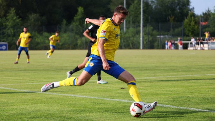 Eintracht BS vs TSV Havelse, Testspiel Wolfenbüttel, 14.07.2026, Fussball, Herren, Saiion 2026 27, Eintracht Braunschweig vs TSV Havelse, Testspiel, Florian Flick (Eintracht Braunschweig) Niedersachsen Deutschland *** Eintracht BS vs. TSV Havelse, Friendly Match in Wolfenbüttel, July 14, 2026, Soccer, Men s, 2026–27 Season, Eintracht Braunschweig vs. TSV Havelse, Friendly Match, Florian Flick, Eintracht Braunschweig, Lower Saxony, Germany