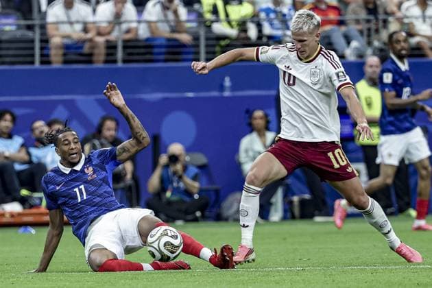 RECORD DATE NOT STATED A match between Spain and France for a place in the 2026 World Cup final. Arlington (USA), 07 14 2026 Football World Cup 2026 France vs Spain Dani Olmo in a match between Spain and France for the semi-final of the FIFA World Cup, WM, Weltmeisterschaft, Fussball 2026, held at Dallas Stadium, in Dallas, on Tuesday (July 14, 2026).(Foto: Pedro Paulo Diaz Thenews2 imago images) SPO  Copyright: xPedroxPauloxDiazx
