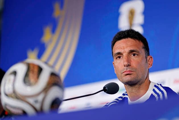 July 14, 2026, Atlanta, Georgia, United States: Lionel Scaloni, head coach of the Argentina speaks during the press conference, PK, Pressekonferenz of Argentina one day ahead of the FIFA World Cup, WM, Weltmeisterschaft, Fussball 2026 semifinal match between England and Argentina at Atlanta Stadium (Mercedes-Benz Stadium) in Atlanta, Georgia, United States on July 14, 2026. Photo: DiaEsportivo Atlanta United States - ZUMAh208 20260714_zsp_h208_029 Copyright: xHeulerxAndreyx
