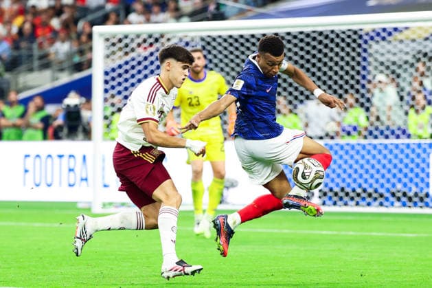 July 14, 2026, Arlington, Tx, United States: Kylian Mbappe player of France during the FIFA World Cup, WM, Weltmeisterschaft, Fussball semifinal match between France and Spain, at Dallas Stadium, in Texas, United States, on Tuesday, July 14, 2026. FIFA World Cup 2026 - Semifinal - France V Spain  - ZUMAv122 20260714_aap_v122_116 Copyright: xWilliamxVolcovx