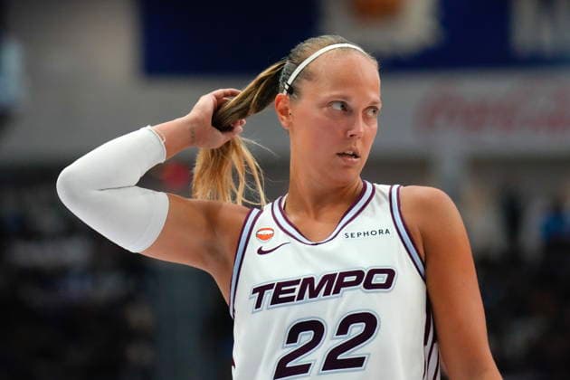 July 14, 2026, Toronto, On, CAN: Toronto Tempo s Julie Allemand reacts during her team s loss to the Washington Mystics in WNBA, Basketball Damen, USA basketball action in Toronto on Tuesday, July 14, 2026. Canada News - July 14, 2026  - ZUMAc35_ 20260714_zaf_c35_150 Copyright: xChrisxYoungx