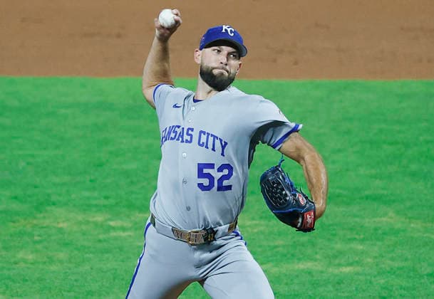American League pitcher Michael Wacha throws in the third inning against the National League in the 2026 MLB, Baseball Herren, USA All-Star Game at Citizens Bank Park in Philadelphia, Pennsylvania, on Tuesday, July 14, 2026.  PHI20260714948 LAURENCExKESTERSON