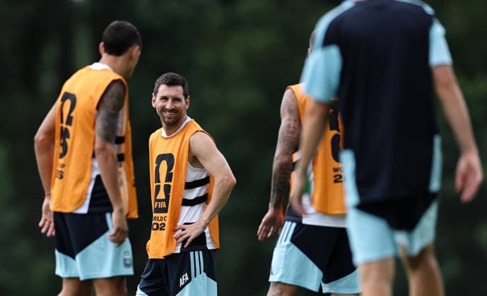(260715) -- MARIETTA, July 15, 2026 -- Lionel Messi (2nd L) of Argentina attends a training session ahead of the semifinal match between Argentina and England at the 2026 FIFA World Cup, WM, Weltmeisterschaft, Fussball in Marietta, Georgia, the United States, on July 14, 2026. ) (SP)U.S.-GEORGIA-MARIETTA-FIFA WORLD CUP-TEAM ARGENTINA-TRAINING LixMing 