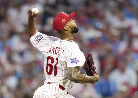 Baseball: MLB, Baseball Herren, USA All-Star Game The National League s Cristopher Sanchez of the Philadelphia Phillies starts in the Major League Baseball All-Star Game against the American League at Citizens Bank Park in Philadelphia on July 14, 2026.  A14AA0005623156P