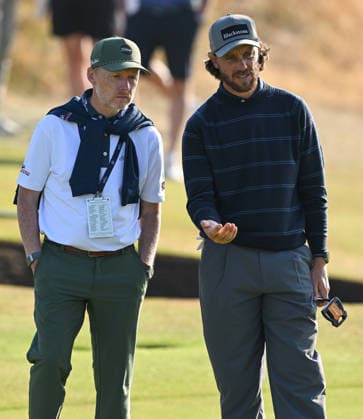 Tommy Fleetwood (ENG) on the 1st Green with Top Putting Coach Phil Kenyon 154th Open Golf Championships, Royal Birkdale, Southport, UK - 15 Jul 2026Southport Royal Birkdale United Kingdom  Copyright: xGreigxCowie Shutterstockx 16988291n