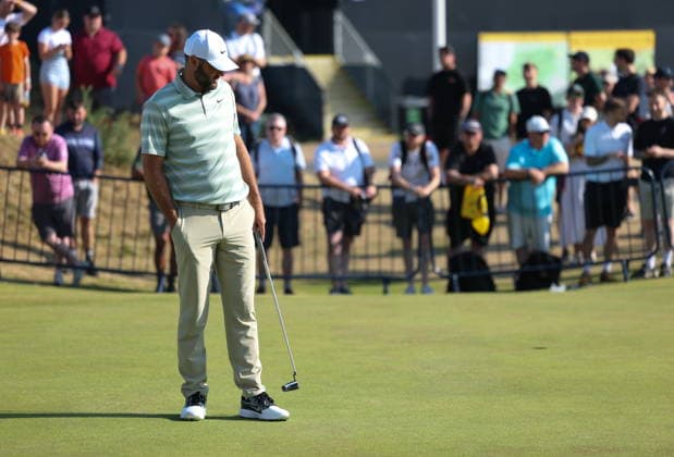 154th Open Golf Championships - Practice Day Scottie Scheffler of the USA on the putting green during practice day at the British Open Golf Championships at Royal Birkdale in Southport, Britain, 15 July 2026. SOUTHPORT United Kingdom  Copyright: xADAMxVAUGHANx