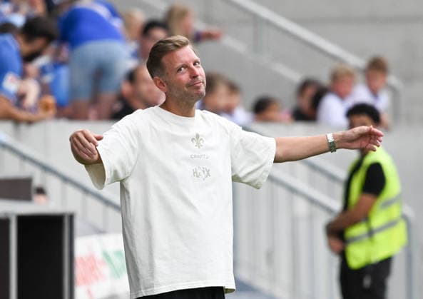 14.07.2026, xsltx, Fussball Testspiel, SV Darmstadt 98 - FC Homburg v.l. Florian Kohfeldt (Cheftrainer SV Darmstadt 98) (DFL DFB REGULATIONS PROHIBIT ANY USE OF PHOTOGRAPHS as IMAGE SEQUENCES and or QUASI-VIDEO) *** July 14, 2026, xsltx, soccer friendly match, SV Darmstadt 98 vs. FC Homburg, Florian Kohfeldt, head coach of SV Darmstadt 98. DFL and DFB regulations prohibit any use of photographs as image sequences and or quasi-video.