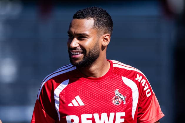 COLOGNE, GERMANY - JULY 15: Linton Maina (1. FC Koeln, 37) smiling during a training session of season 2026 27 at Geissbockheim on July 15, 2026 in Cologne, Germany. North Rhine Westphalia Germany Copyright: xSteffiexWunderlx