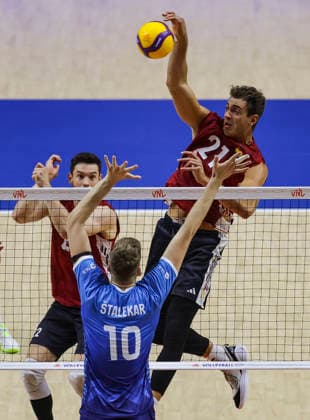 Men s Volleyball Nations League - Belgrade 2026 Germany s Tobias Krick spikes the ball against Slovenia s Saso Stalekar during the MenÕs Volleyball Nations League Pool 7 match between Germany and Slovenia at Belgrade Arena on July 15, 2026 in Belgrade, Serbia. Belgrade Serbia Copyright: xSrdjanxStevanovicx x