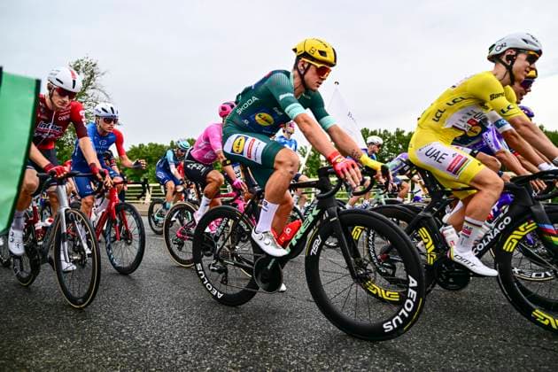Tour de France 2026 Stage 11 NEVERS, FRANCE - JULY 15 : Pedersen Mads (DEN) of Lidl Trek in action, Pogacar Tadej (SLO) of UAE Team Emirates XRG during stage 11 of the 113rd edition of Tour de France an UCI World Tour 2.UWT cycling road race stage for Men Elite of 161 km with start in Vichy and finish in Nevers on July 15, 2026 in Nevers, France, 15 07 2026 Nevers France  Copyright: xPeterxDexVoechtx