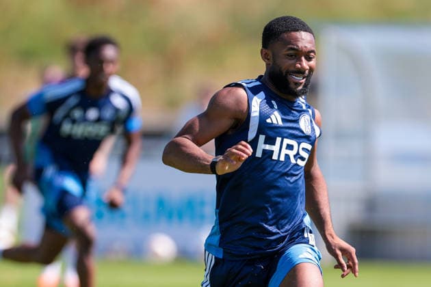 15.07.2026, Fussball, Training des FC Schalke 04. Moussa Sylla (FC Schalke 04). Gelsenkirchen Trainingsgelände FC Schalke 04 NRW Deutschland xRHR-FOTO YYx *** July 15, 2026, Soccer, FC Schalke 04 practice, Moussa Sylla, FC Schalke 04, Gelsenkirchen, FC Schalke 04 training facility, North Rhine-Westphalia, Germany, xRHR, PHOTO YYx Copyright: RHR-FOTOx RHR-FOTO YY