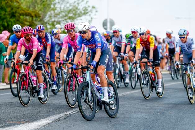 Tour de France 2026 Stage 11 NEVERS, FRANCE - JULY 15 : Marsman Tim (NED) of Alpecin - Premier Tech in action during stage 11 of the 113rd edition of Tour de France an UCI World Tour 2.UWT cycling road race stage for Men Elite of 161 km with start in Vichy and finish in Nevers on July 15, 2026 in Nevers, France, 15 07 2026 Nevers France  Copyright: xLucaxBettinix