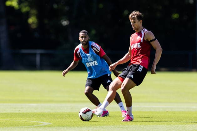 COLOGNE, GERMANY - JULY 15: Joel Schmied (1. FC Koeln, 2) controls the ball during a training session of season 2026 27 at Geissbockheim on July 15, 2026 in Cologne, Germany. North Rhine Westphalia Germany Copyright: xSteffiexWunderlx