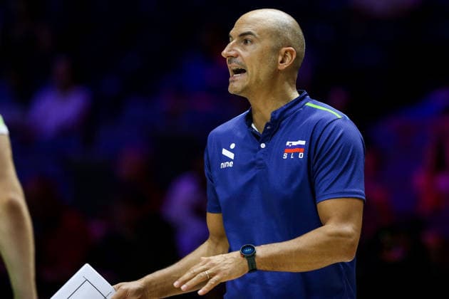 Germany v Slovenia - Men s Volleyball Nations League BELGRADE, SERBIA - JULY 15: Head coach of Slovenia reacts during the Men s Volleyball Nations League match between Germany and Slovenia on July 15, 2026 in Belgrade, Serbia. Filip Stevanovic Anadolu Belgrade Serbia. Editorial use only. Please get in touch for any other usage.  Copyright: x2026xAnadoluxFilipxStevanovicx