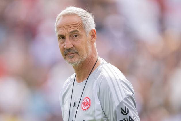 Training Eintracht Frankfurt Trainer Adi Hütter (Eintracht Frankfurt). Training von Eintracht Frankfurt am 15. Juli 2026 im Deutsche Bank Park in Frankfurt am Main., Frankfurt am Main Hessen Deutschland Deutsche Bank Park *** Training: Eintracht Frankfurt Coach Adi Hütter Eintracht Frankfurt Training session held by Eintracht Frankfurt on July 15, 2026, at Deutsche Bank Park in Frankfurt am Main, Frankfurt am Main, Hesse, Germany; Deutsche Bank Park