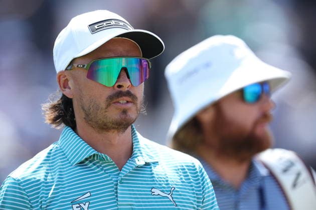 154th Open Golf Championships - Practice Day Rickie Fowler (L) of the USA walks off the 1st tee during practice day at the British Open Golf Championships at Royal Birkdale in Southport, Britain, 15 July 2026. SOUTHPORT United Kingdom  Copyright: xADAMxVAUGHANx