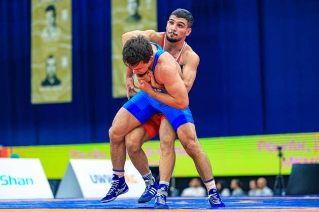 Wrestling Ranking Series Polyak & Janos & Istvan Memorial 65kg FS - Abbas Mohammadreza Ebrahimzadehsavadkouhi (IRI) df. Ossimzhan Dastanbek (KAZ) *** Wrestling Ranking Series: Janos Istvan Polyak Memorial, 65 kg Freestyle: Abbas Mohammadreza Ebrahimzadehsavadkouhi (IRI) def. Ossimzhan Dastanbek (KAZ) Copyright: xUnitedxWorldxWrestlingx xAmirrezx United World Wrestling Kadir C