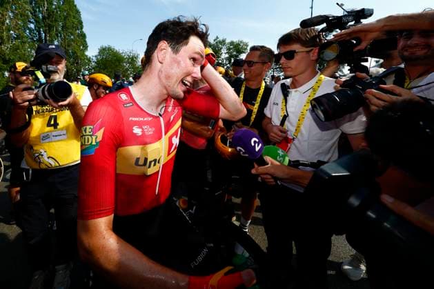 Tour de France 2026 Stage 11 NEVERS, FRANCE - JULY 15 : Waerenskjold Soren (NOR) of Uno-X Mobility celebrating his victory during stage 11 of the 113rd edition of Tour de France an UCI World Tour 2.UWT cycling road race stage for Men Elite of 161 km with start in Vichy and finish in Nevers on July 15, 2026 in Nevers, France, 15 07 2026 Nevers France  Copyright: xLucaxBettinix
