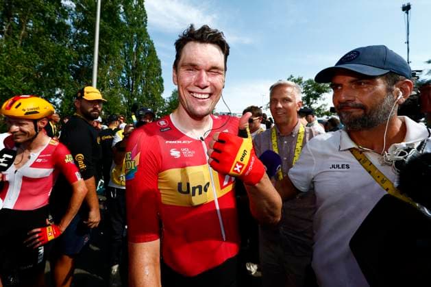 Tour de France 2026 Stage 11 NEVERS, FRANCE - JULY 15 : Waerenskjold Soren (NOR) of Uno-X Mobility celebrating his victory during stage 11 of the 113rd edition of Tour de France an UCI World Tour 2.UWT cycling road race stage for Men Elite of 161 km with start in Vichy and finish in Nevers on July 15, 2026 in Nevers, France, 15 07 2026 Nevers France  Copyright: xLucaxBettinix