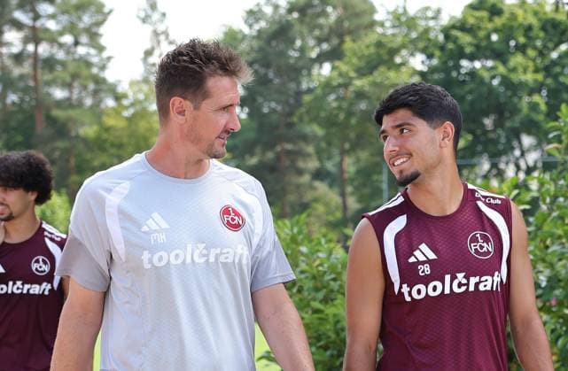 15.07.2026 - Fussball - 2. Fussball - Bundesliga - Saison 2026 2027 - 1. FC Nürnberg Nuernberg FCN ( Club ) - Training - Sportfoto Zink DaMa - xdaxmax - Miroslav Miro Klose ( Trainer 1. FC Nürnberg FCN ) Can Yahya Moustfa (28, 1. FC Nürnberg FCN ) unterhalten sich *** July 15, 2026 Soccer 2 Bundesliga 2026–2027 Season 1 FC Nuremberg FCN Club Training Sports Photo Zink DaMa xdaxmax Miroslav Miro Klose Coach 1 FC Nuremberg FCN Can Yahya Moustfa 28, 1 FC Nuremberg FCN are talking