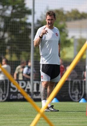 15.07.2026 - Fussball - 2. Fussball - Bundesliga - Saison 2026 2027 - 1. FC Nürnberg Nuernberg FCN ( Club ) - Training - Sportfoto Zink DaMa - xdaxmax - Miroslav Miro Klose ( Trainer 1. FC Nürnberg FCN ) zeigt an gestikuliert dirigiert gibt Anweisungen *** July 15, 2026 Soccer 2 German Bundesliga 2026–2027 Season 1. FC Nürnberg Nuremberg FCN Club Training Sports Photo Zink DaMa xdaxmax Miroslav Miro Klose Coach 1. FC Nürnberg FCN gesturing conducts, gives instructions