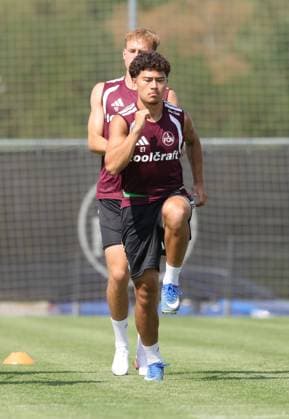 15.07.2026 - Fussball - 2. Fussball - Bundesliga - Saison 2026 2027 - 1. FC Nürnberg Nuernberg FCN ( Club ) - Training - Sportfoto Zink DaMa - xdaxmax - Eric Porstner (41, 1. FC Nürnberg FCN ) Justin von der Hitz (27, 1. FC Nürnberg FCN ) wärmen sich auf *** July 15, 2026 Soccer 2 Soccer Bundesliga 2026–2027 Season 1 FC Nuremberg Nuremberg FCN Club Training Sports Photo Zink DaMa xdaxmax Eric Porstner 41, 1 FC Nuremberg FCN Justin von der Hitz 27, 1 FC Nuremberg FCN warming up