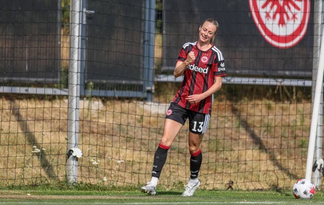 GER, Frankfurt, Eintracht Frankfurt vs Mainz 05, Vorbereitung, Fussball, DFB, Spielzeit 2026 2027, Deutsche Bank Park Platz 4, Testspiel im Bild: Amanda Ilestedt (Eintracht Frankfurt Frauen 13), Tor, Jubel und Freude, Emotionen, 2:0 im Testspiel DFB DFL REGULATIONS PROHIBIT ANY USE OF PHOTOGRAPHS AS IMAGE SEQUENCES AND OR QUASI-VIDEO, 15.07.2026 *** GER, Frankfurt, Eintracht Frankfurt vs. Mainz 05, Preseason, Soccer, DFB, 2026–2027 Season, Deutsche Bank Park, 4th Place, Friendly Match. Photo by Amanda Ilestedt: Eintracht Frankfurt Women’s Team 13, Goal, Celebration and Joy, Emotions, 2–0 in the Friendly Match DFB DFL REGULATIONS PROHIBIT ANY USE OF PHOTOGRAPHS AS IMAGE SEQUENCES AND OR QUASI-VIDEO, July 15, 2026 Copyright: HMBxMedia HendrikxHamelau