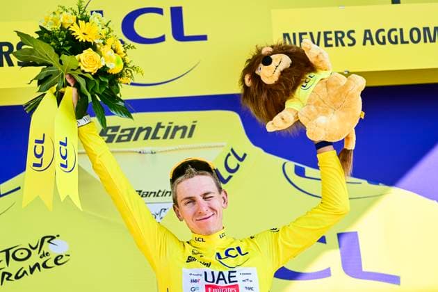 Tour de France 2026 Stage 11 NEVERS, FRANCE - JULY 15 : Pogacar Tadej (SLO) of UAE Team Emirates XRG on the podium wearing the yellow jersey during stage 11 of the 113rd edition of Tour de France an UCI World Tour 2.UWT cycling road race stage for Men Elite of 161 km with start in Vichy and finish in Nevers on July 15, 2026 in Nevers, France, 15 07 2026 Nevers France  Copyright: xPeterxDexVoechtx