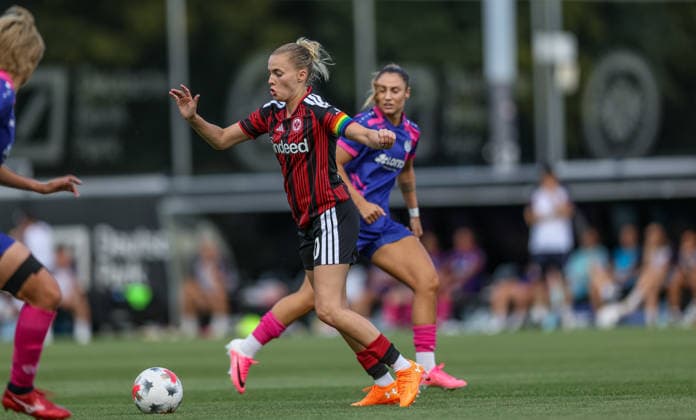 GER, Frankfurt, Eintracht Frankfurt vs Mainz 05, Vorbereitung, Fussball, DFB, Spielzeit 2026 2027, Deutsche Bank Park Platz 4, Testspiel im Bild: Laura Freigang (Eintracht Frankfurt Frauen 10) DFB DFL REGULATIONS PROHIBIT ANY USE OF PHOTOGRAPHS AS IMAGE SEQUENCES AND OR QUASI-VIDEO, 15.07.2026 *** GER, Frankfurt, Eintracht Frankfurt vs. Mainz 05, Preseason, Soccer, DFB, 2026–2027 Season, Deutsche Bank Park, 4th place, Friendly Match: Photo by Laura Freigang, Eintracht Frankfurt Women’s Team 10. DFB and DFL regulations prohibit any use of photographs as image sequences and or quasi-video. July 15, 2026 Copyright: HMBxMedia HendrikxHamelau