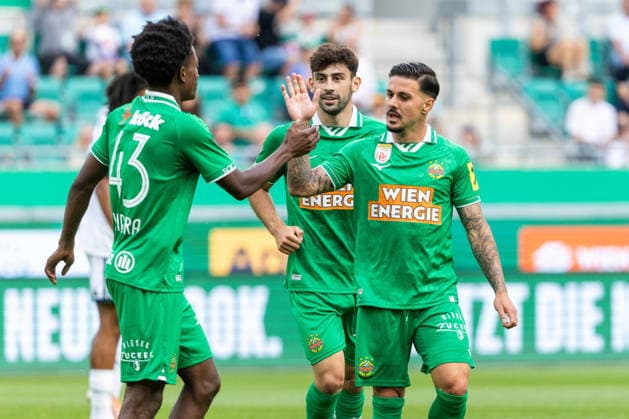 SOCCER - Rapid vs Panathinaikos, test match VIENNA,AUSTRIA,15.JUL.26 - SOCCER - ADMIRAL Bundesliga, Super League, SK Rapid Wien vs Panathinaikos Athen, test match. Image shows the rejoicing of Yusuf Demir and Marco Tilio (Rapid).  GEPAxpictures xPhilippxBrem