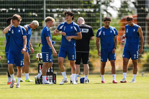 Anselmo Garcia Mac Nulty (M.,1. FC Magdeburg,3) - 2. Fußball Bundesliga Saison 2026-2027 Training 1. FC Magdeburg an der Avnet Arena in Magdeburg - Fußball,Mann,Männer,Deutschland,15.07.2026 *** Anselmo Garcia Mac Nulty M, 1 FC Magdeburg, 3 2 Bundesliga Season 2026–2027: 1 FC Magdeburg training at the Avnet Arena in Magdeburg; soccer, man, men, Germany, July 15, 2026